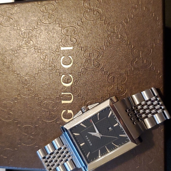 Gucci G-Timeless Black Rectangle Watch - EUC - Picture 3 of 14
